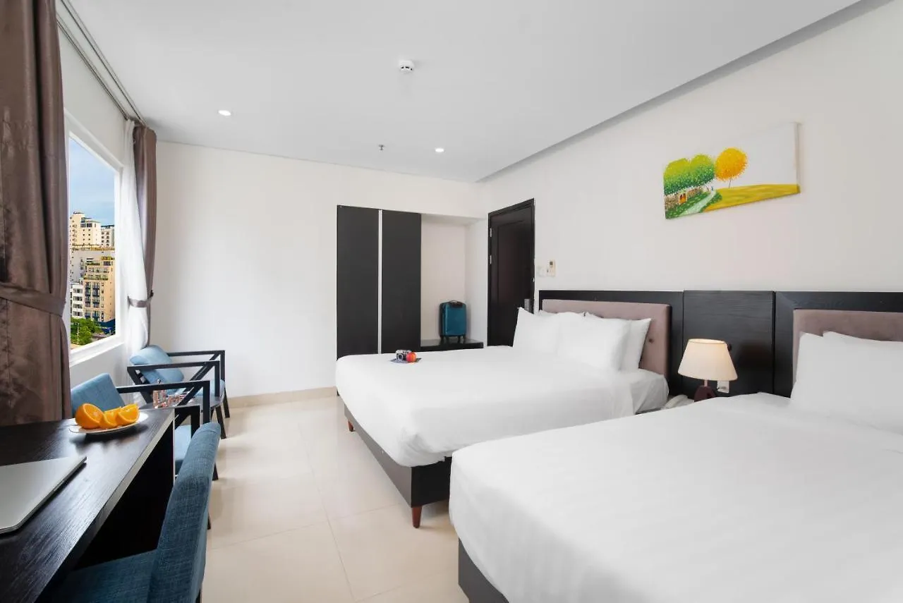 ****  Golden Star Hotel Da Nang Vietnam