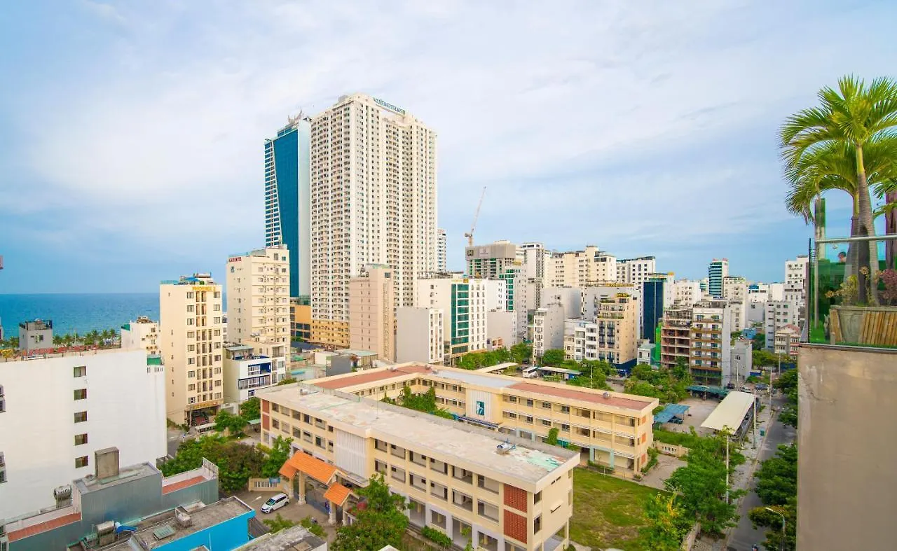 Golden Star Hotel Da Nang Vietnam